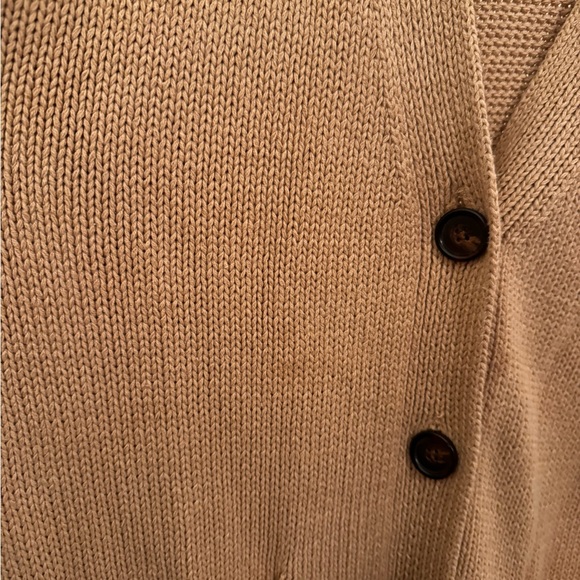 Mod Ref 4-button, 2-pocket knit cardigan from boutique Lee&Me - Picture 3 of 5